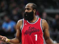 黑白体育-哈登赛事官方发布赛事规则更新新规，独行侠争议不断！的简单介绍