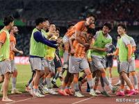 黑白体育-Doinb在曼联比赛中连败，连败引发热议！的简单介绍